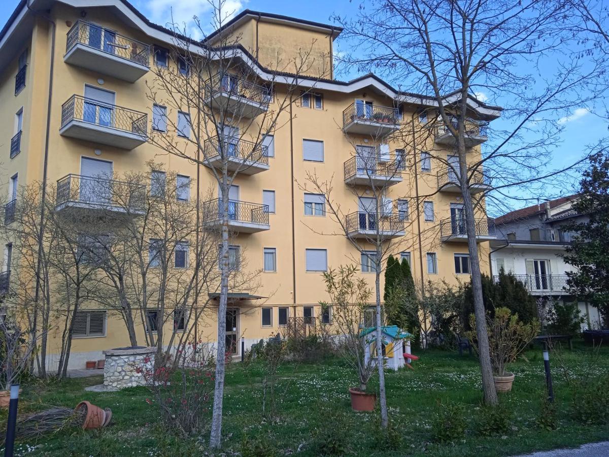 Hotel Aquila Scoppito Exterior foto